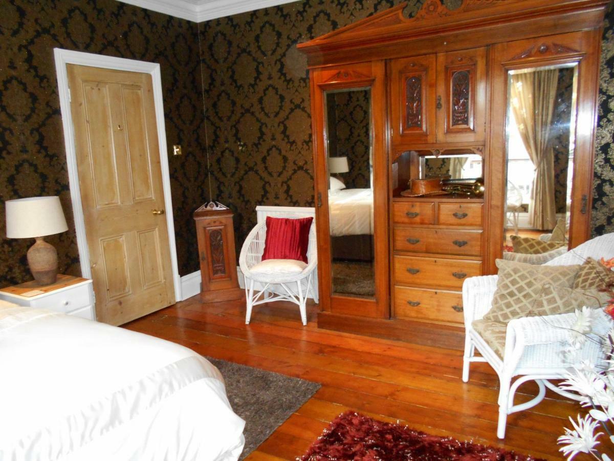 Bed and Breakfast Olderfleet Клактон-он-Сі Екстер'єр фото