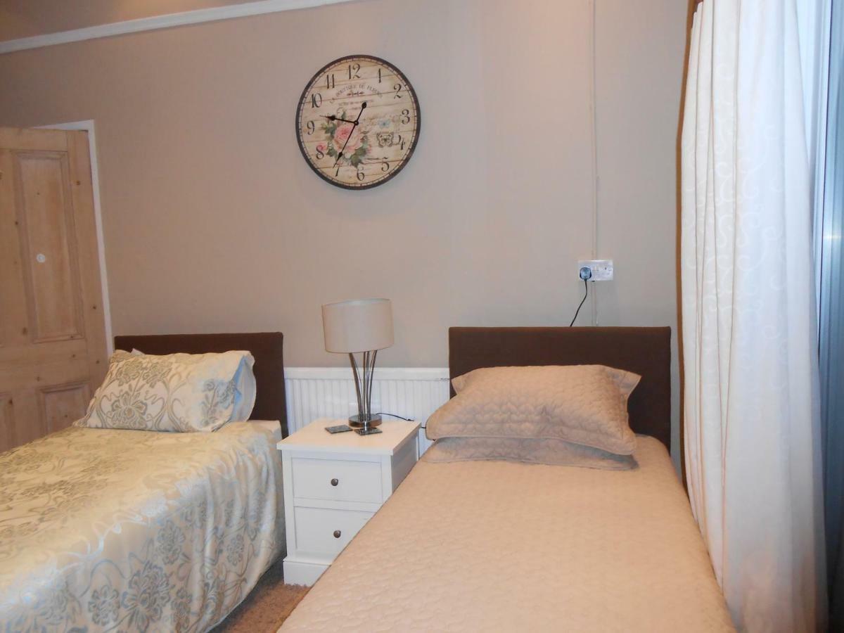 Bed and Breakfast Olderfleet Клактон-он-Сі Екстер'єр фото